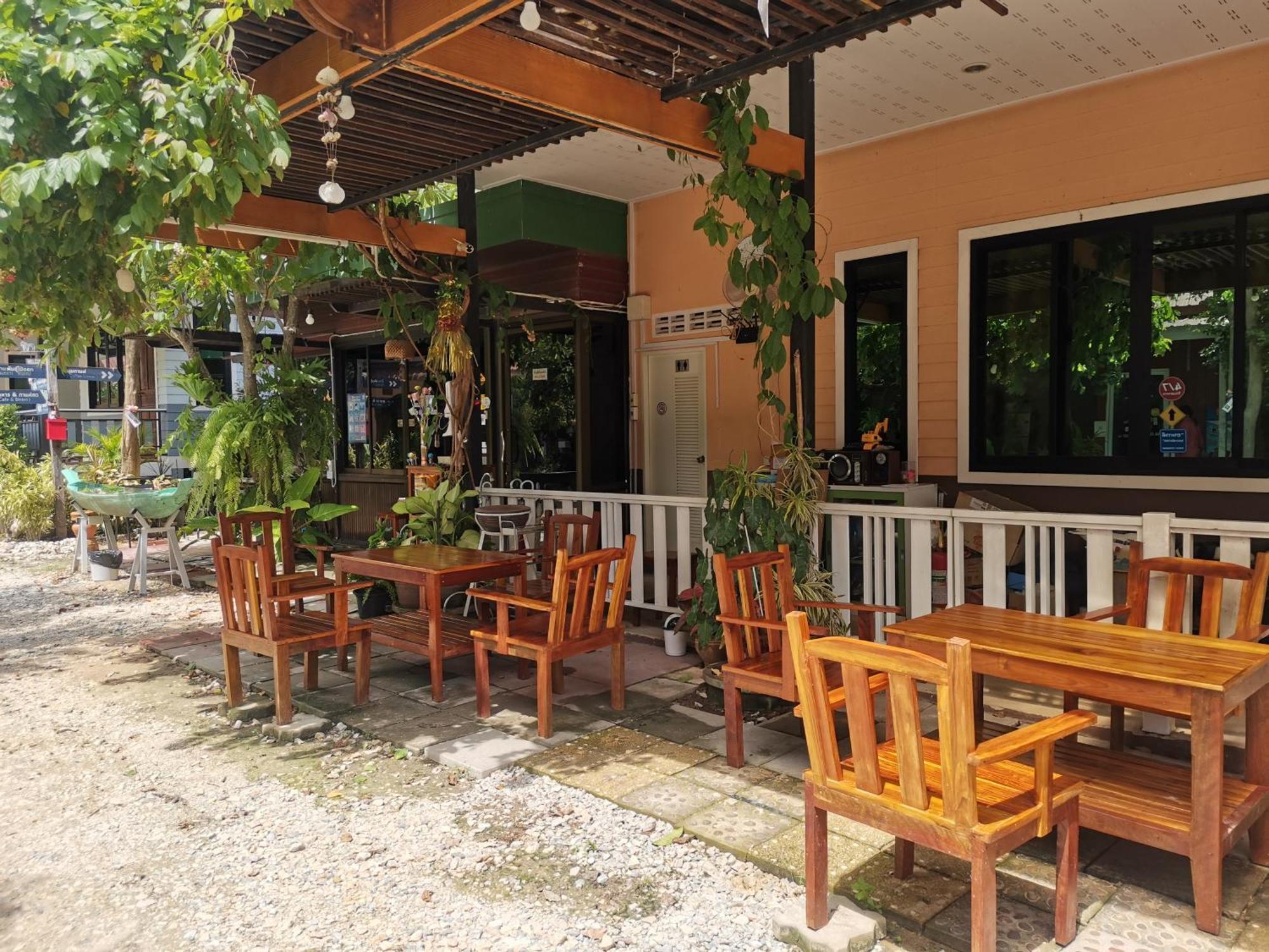 Numhom Resort Ban Nong Chum Saeng Eksteriør billede