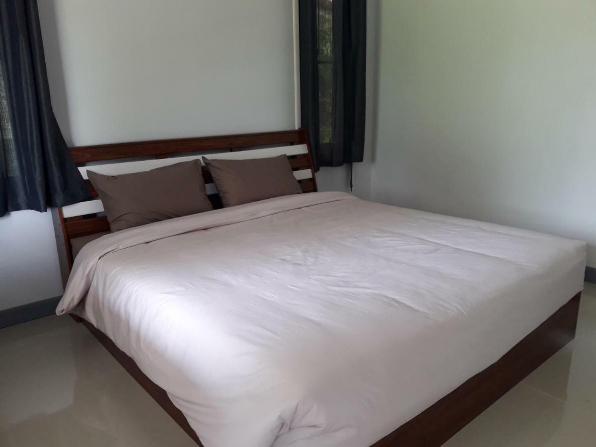 Numhom Resort Ban Nong Chum Saeng Eksteriør billede